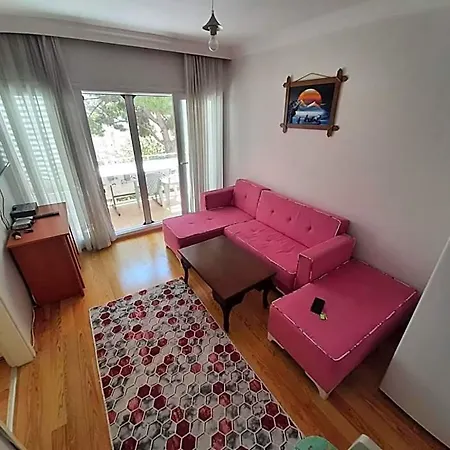 Seckin 1+1 Kusadasi